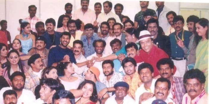 எதிர்மறை ரசிகர்கள் இல்லாத 2 ஹீரோக்கள்.. உச்சம் தொட்டும் எளிமை