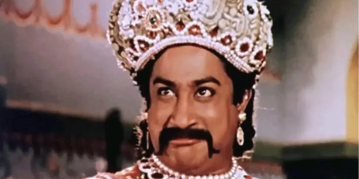 சிவாஜியை பார்த்து பயந்து நடுங்கிய நடிகர்.. 11 முறை பாத்ரூம் போன சம்பவம்