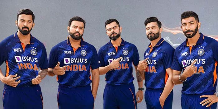 தென் ஆப்பிரிக்கா டூரில் ரெஸ்ட் கேட்கும் சீனியர்.. காசுன்னா மட்டும் ஐபிஎல் விளையாட ரெடி