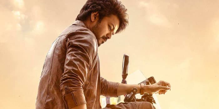 ஹிட் படங்களை காப்பி அடித்த வாரிசு பட போஸ்டர்.. ஒன்னு கூட சொந்தமா யோசிக்கலயா