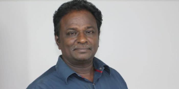 எங்க உழைப்பை சாகடிப்பது விமர்சனமா? ப்ளூ சட்டை மாறனை வச்சு செய்யும் இயக்குனர்