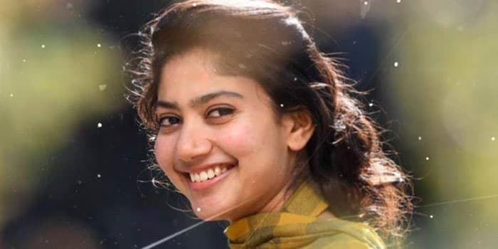 ஓவர் அலப்பறை காட்டும் சாய் பல்லவி.. இயக்குனரிடமே பந்தா பண்ணியதால் வாய்ப்பு போன பரிதாபம்