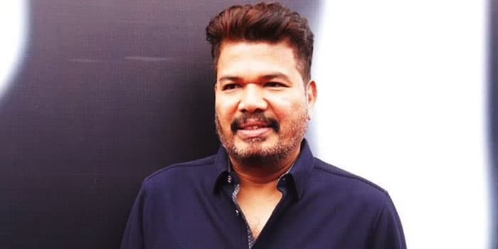 பிரம்மாண்ட படத்தை எடுப்பதில் இப்படி ஒரு சூட்சமம்.. ஷங்கரின் முகத்திரையை கிழித்த தயாரிப்பாளர்