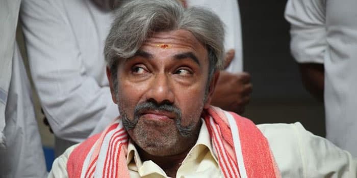 நக்கலிலும், நையாண்டியிலும் பிச்சு உதறும் 5 நடிகர்கள்.. சத்யராஜுக்குகே சொல்லி கொடுத்த குரு இவர்தான்