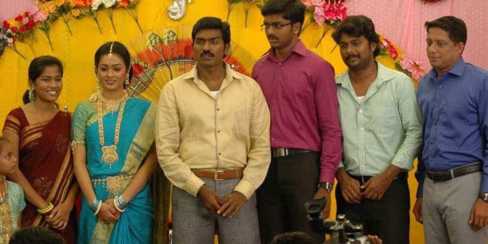 விஜய்சேதுபதி அஸ்திவாரம் போட்ட 5 படங்கள்.. இப்பவும் பீல்ட் அவுட் ஆகாததற்கு இதான் காரணம்