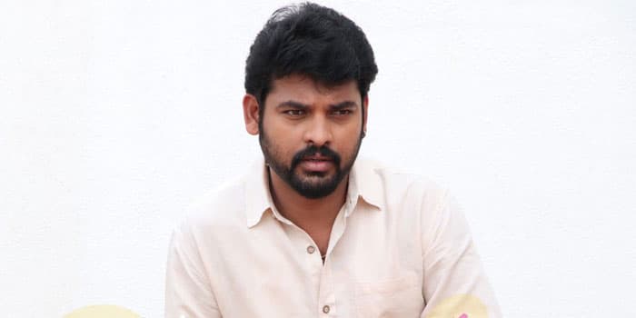 தலைக் கனத்தால் அழிந்த கொண்டிருக்கும் 6 ஹீரோக்கள்.. சீட்டிங் கேசில் டேமேஜ் ஆன விமல்