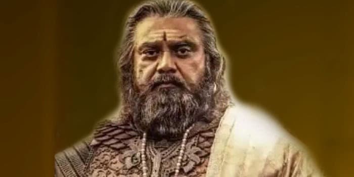 பழுவேட்டரையரை நெற்றி பொட்டில் அடித்தாற்போல் கேட்ட கேள்வி.. ஆவேசத்துடன் பதிலளித்த சரத்குமார்