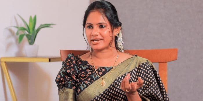 முழுசா மூடி நடிச்ச படங்களை பத்தி யாரும் பேசல.. ரேகா நாயர் ஆவேசம்