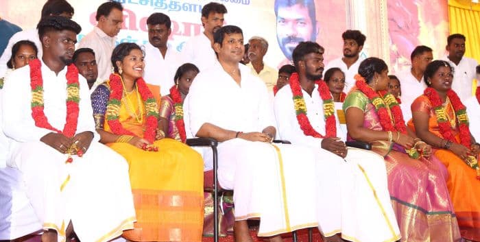 11 தங்கைகளுக்கு திருமணத்தை நடத்தி வைத்த விஷால்.. அம்பலமான சீக்ரெட்டால் காற்றில் பறக்கும் மானம்