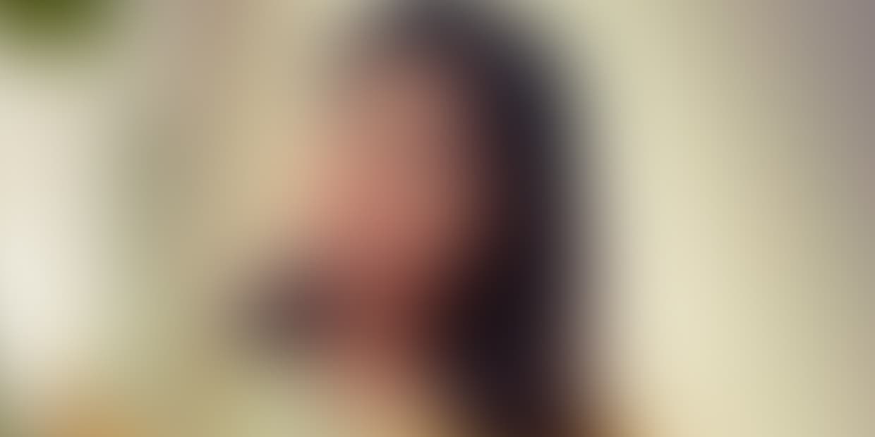 மசாஜ் செய்து நடிகையை கரெக்ட் செய்த நடிகர்.. சித்து விளையாட்டு பலிக்காததால் வாங்கிய அறை