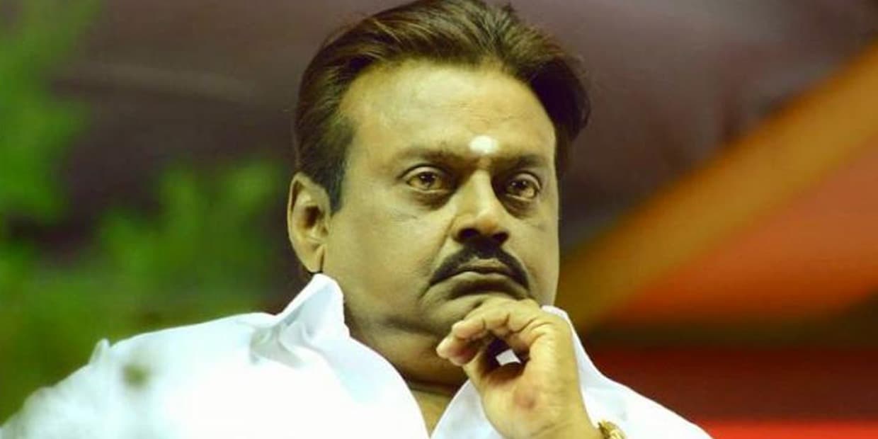 ஐட்டம் டான்சருக்கு முழு கதையும் சொன்ன தயாரிப்பாளர்.. கோபப்பட்ட விஜயகாந்திற்கு அடித்த லக்