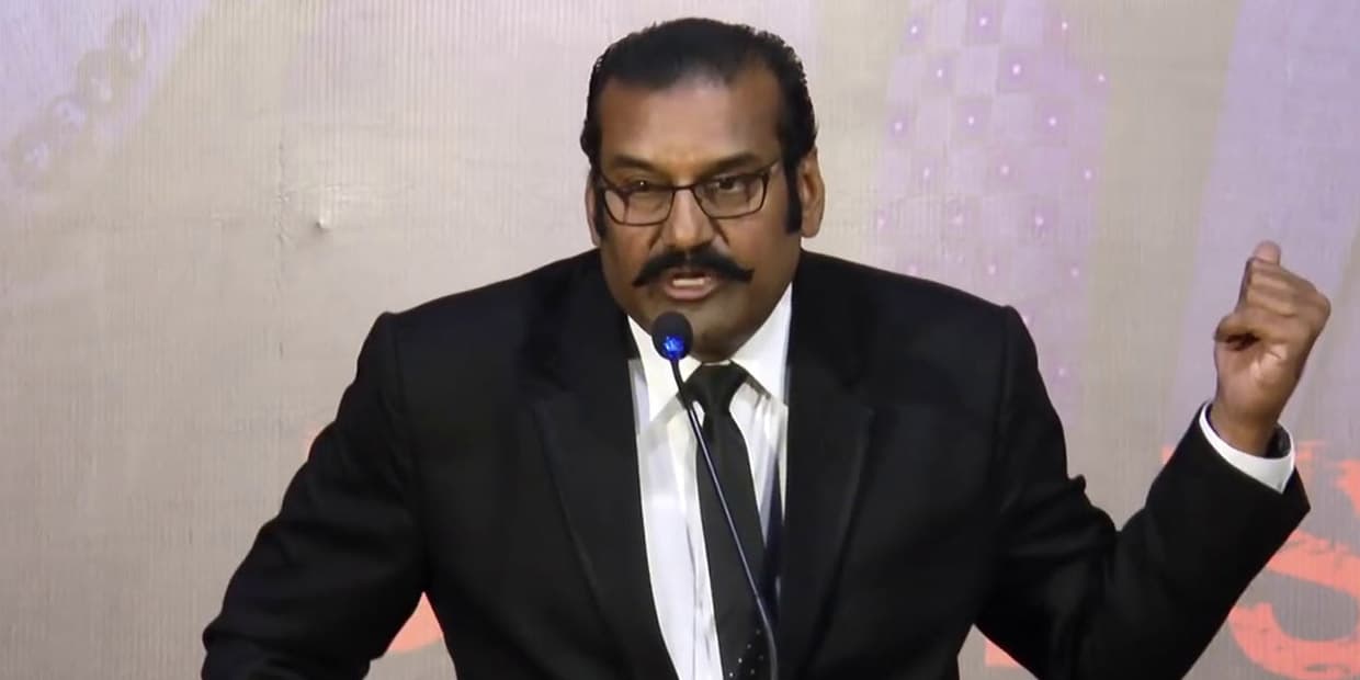 நடிப்பில் கல்லா கட்ட முடியல, பிசினஸில் இறங்கிய 5 ஹீரோக்கள்.. கெஞ்சி கூப்பிட்டும் நடிக்க மறுத்த நெப்போலியன்