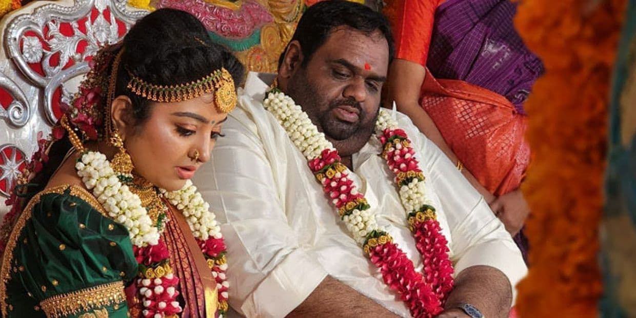 புடிச்சாலும் புளியங்கொம்பாக பிடித்த 5 நடிகைகள்.. ரவீந்தரை வளைத்து போட்ட மகாலட்சுமி