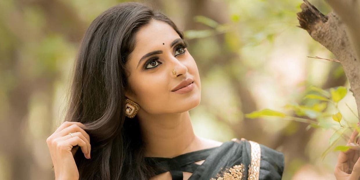 3 பேரை கழட்டி விட்டு புது காதலனுடன் கமிட்டான ஆயிஷா.. இதாவது கல்யாணத்தில் முடிஞ்சா சரிதான்
