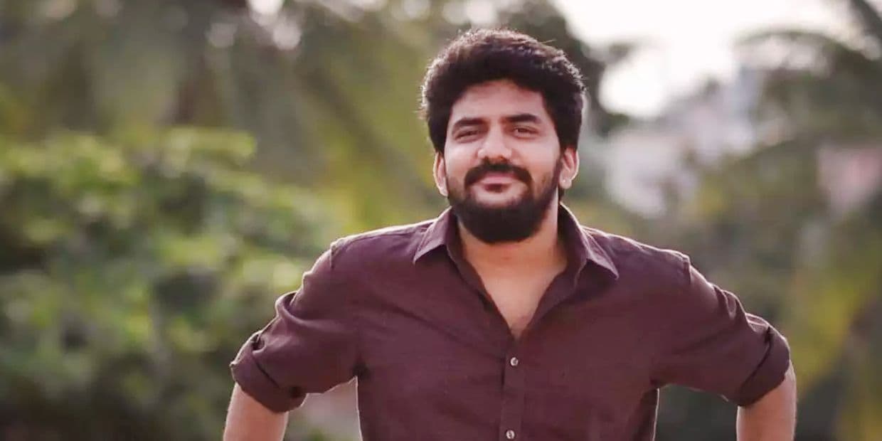 3 ஹீரோக்களின் இடத்தை பிடிக்கும் கவின்.. ஒரே ஹிட்டால் புரட்டிப்போட்ட சினிமா கேரியர்