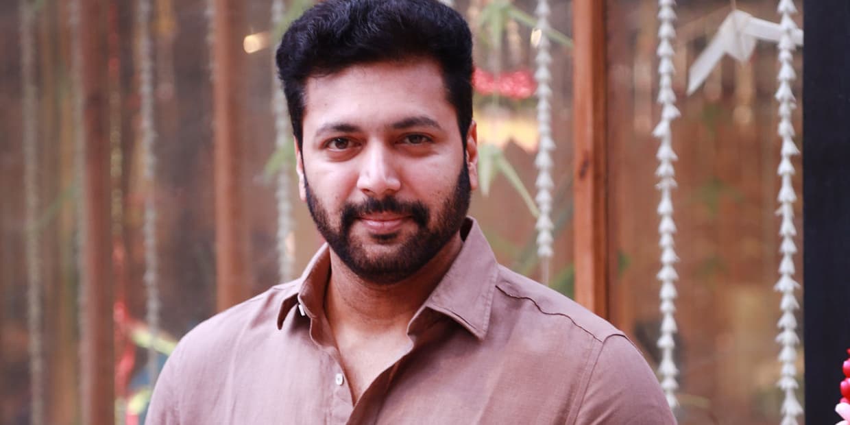 18 மொழியில் தயாராகும் ஜெயம் ரவி படம்.. பொன்னியின் செல்வனுக்கு பிறகு பிரம்மாண்ட படத்தில் இணைகிறார்