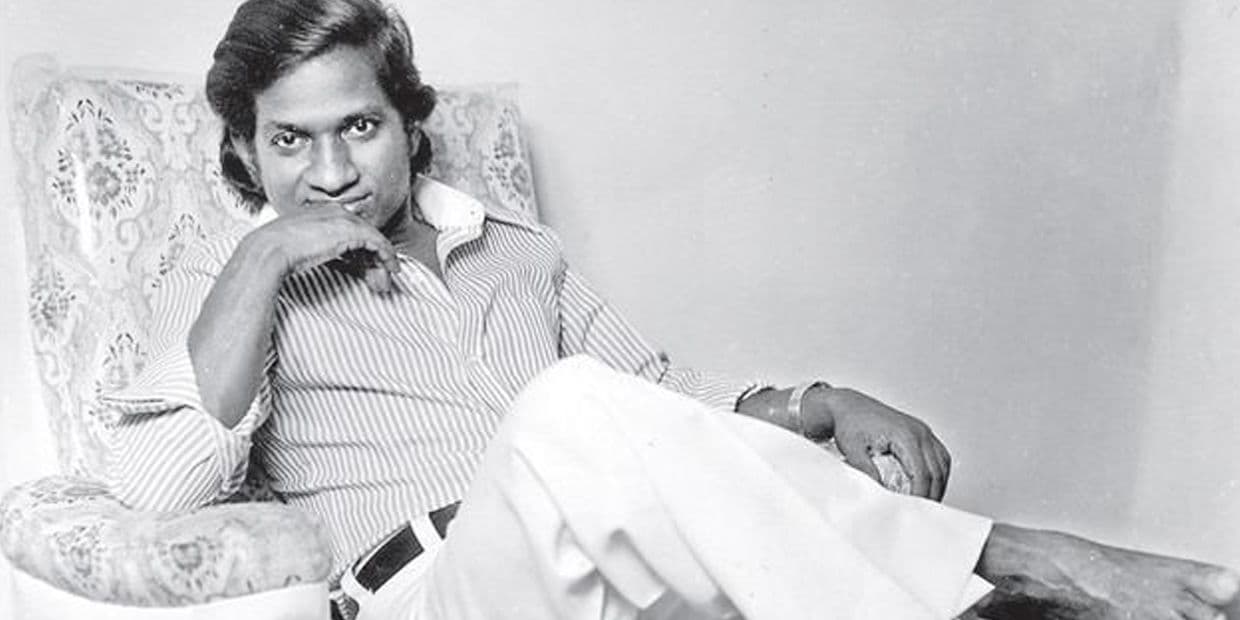 7 ஸ்டார் ஹோட்டல் சூட் ரூமில் தான் பாட்டு வருமாம்.. இளையராஜா கால் தூசுக்கு பெறாத இசையமைப்பாளர்கள்