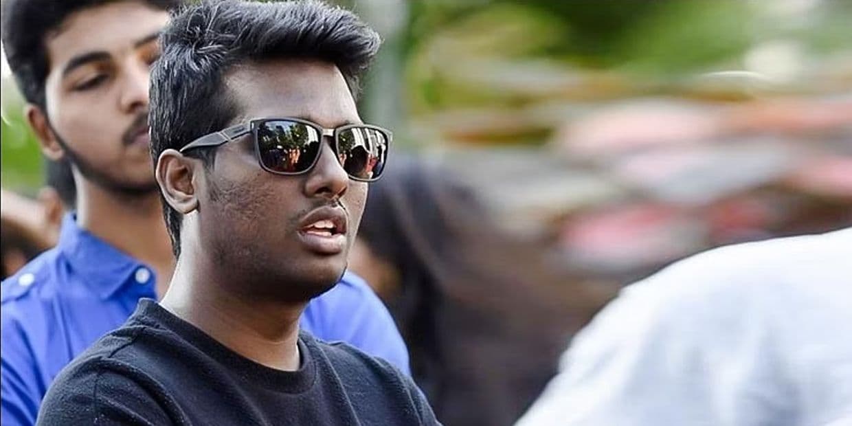 அட்லி பட ஹீரோவுக்கு 1000 கோடி வசூல்ன்னு சொன்னாங்க.. தூள் தூளாக உடைந்த கனவு கோட்டை