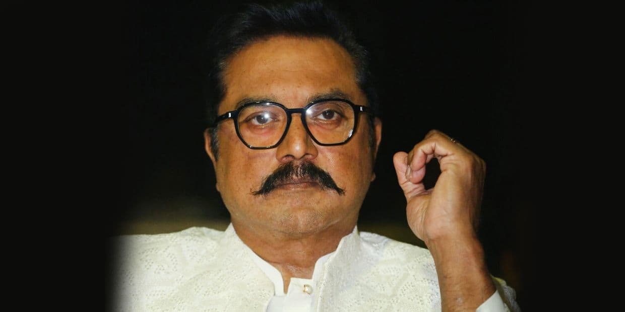 5 ரூபாய்க்கு கூட வழியில்லாமல் நடுரோட்டில் நின்ற சரத்குமார்.. காரணம் கேட்டா அதிர்ச்சி ஆயிடுவீங்க!