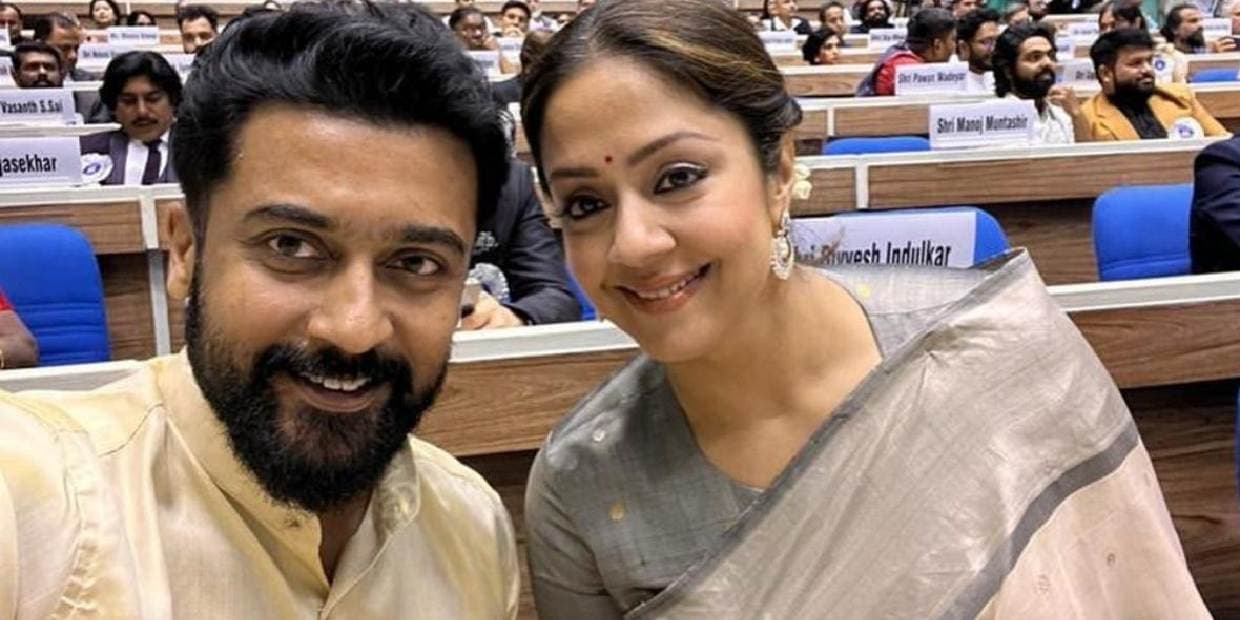 ஜிம்மில் தலைகீழாக தொங்கி குறளி வித்தை காட்டும் ஜோதிகாவின் புகைப்படம் .. சூர்யாவுக்கே டப் கொடுப்பாங்க போல