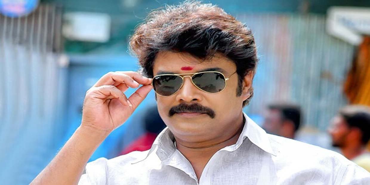ஓவர் கவர்ச்சி காட்டி வாய்ப்பை பெற்ற 5 நடிகைகள்