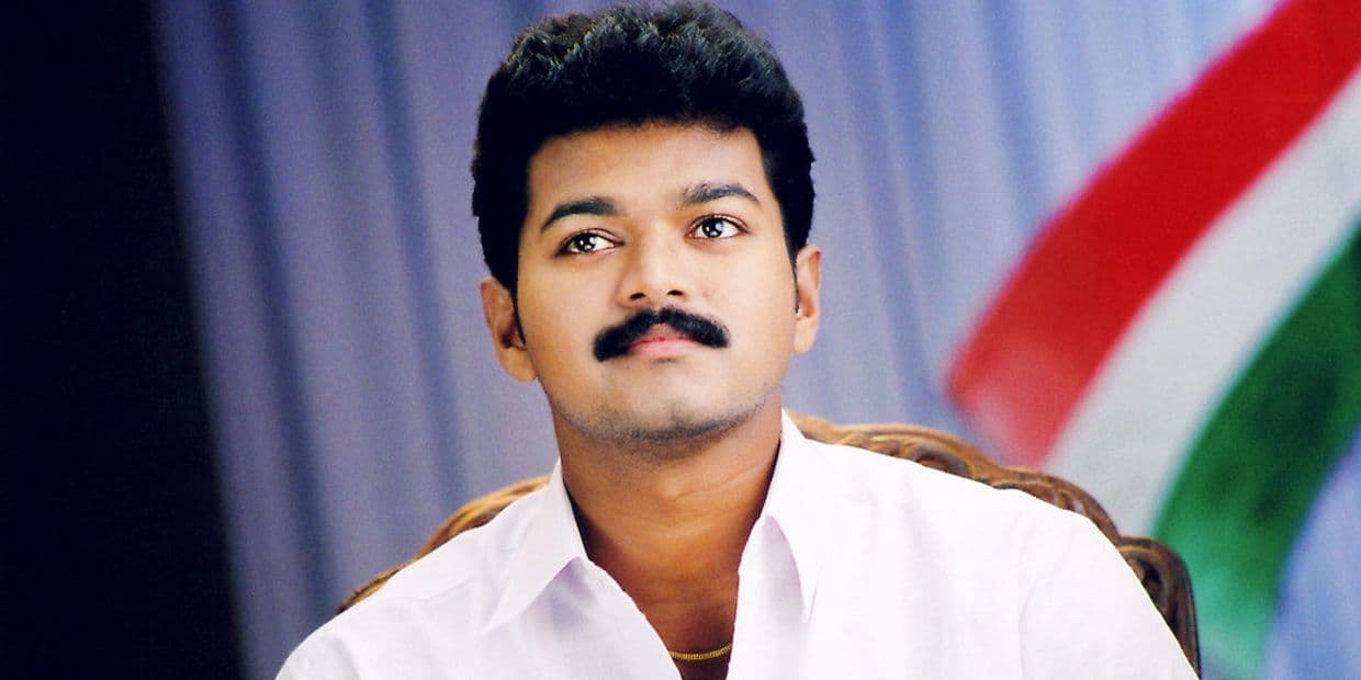 விஜய் பட நடிகை அணிந்திருந்த வைர நெக்லஸ் புகைப்படம்.. தளபதி சம்பளத்தை விட இரண்டு மடங்காம்