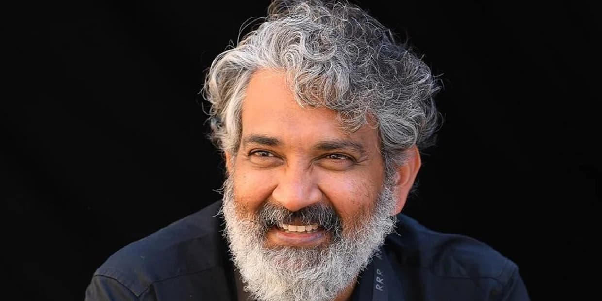 நாங்களும் 100 கோடில படம் எடுப்போம்.. ராஜமவுலி பட வில்லனை ஹீரோவாக்கிய அழுகாச்சி இயக்குனர்