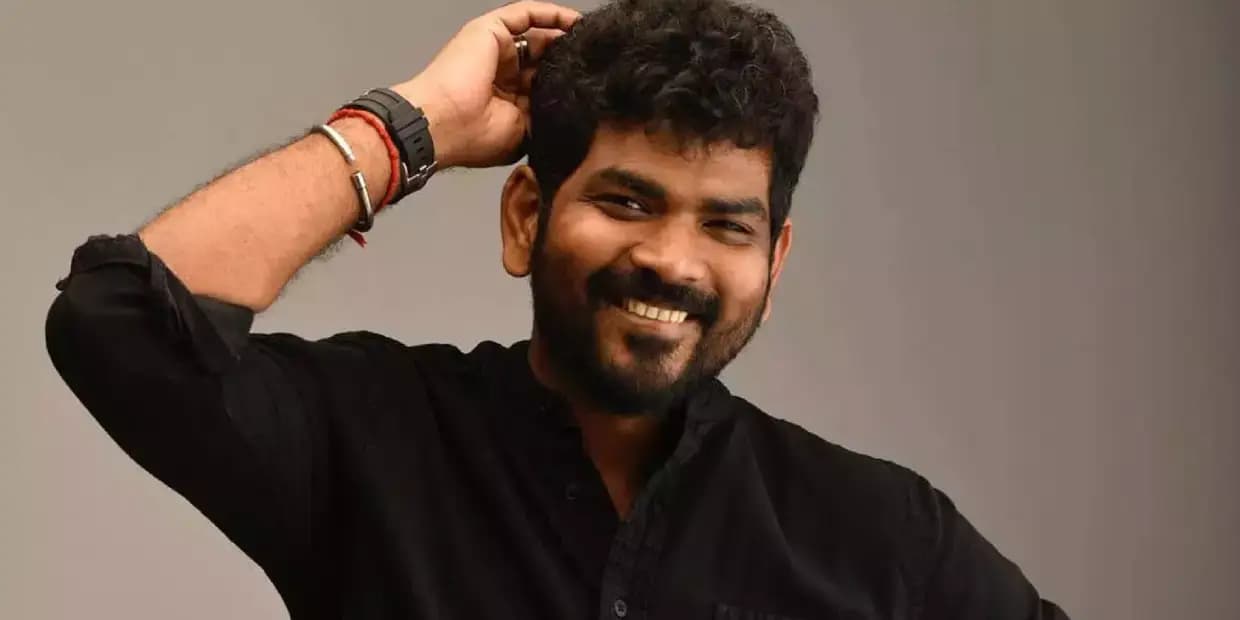 அரசவை கவிஞர் போல் அரசவை இயக்குனரா.? விக்னேஷ் சிவனை வறுத்தெடுத்த பிரபலம்