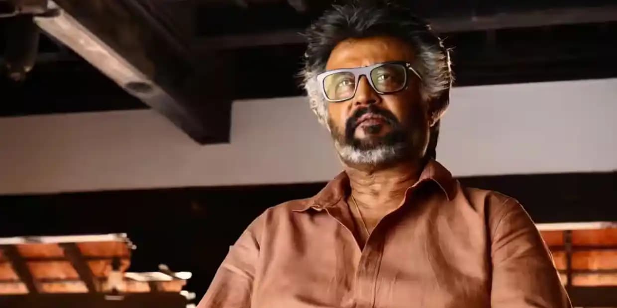 படுஜோராக நடந்த தலைவர் 170 பட பூஜை.. ஆளே அடையாளம் தெரியாமல் ஹேண்ட்ஸம் லுக்கில் ரஜினி