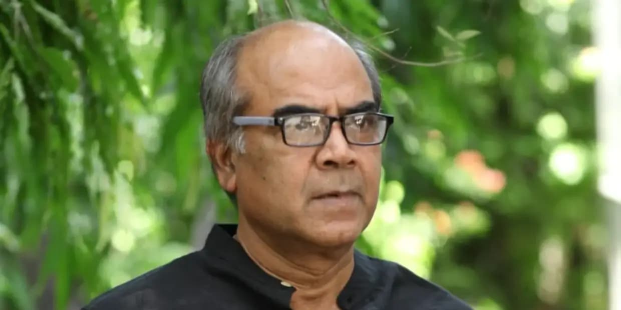பிரபல கிரிக்கெட் வீரரை மணம் முடித்த தலைவாசல் விஜய்யின் மகள்.. வைரலாகும் புகைப்படம்
