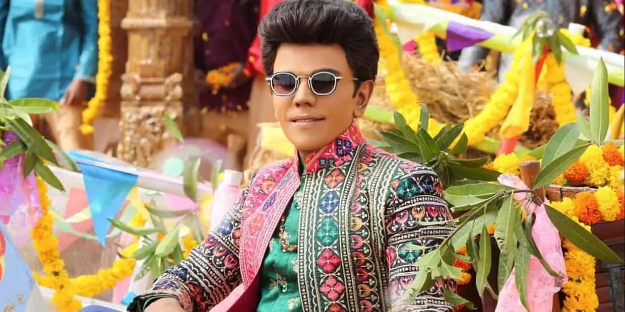 புது லுக்கில் லெஜன்ட் அண்ணாச்சி ரிலீஸ் செய்த போட்டோ.. சுட சுட தயாராகும் அப்டேட்