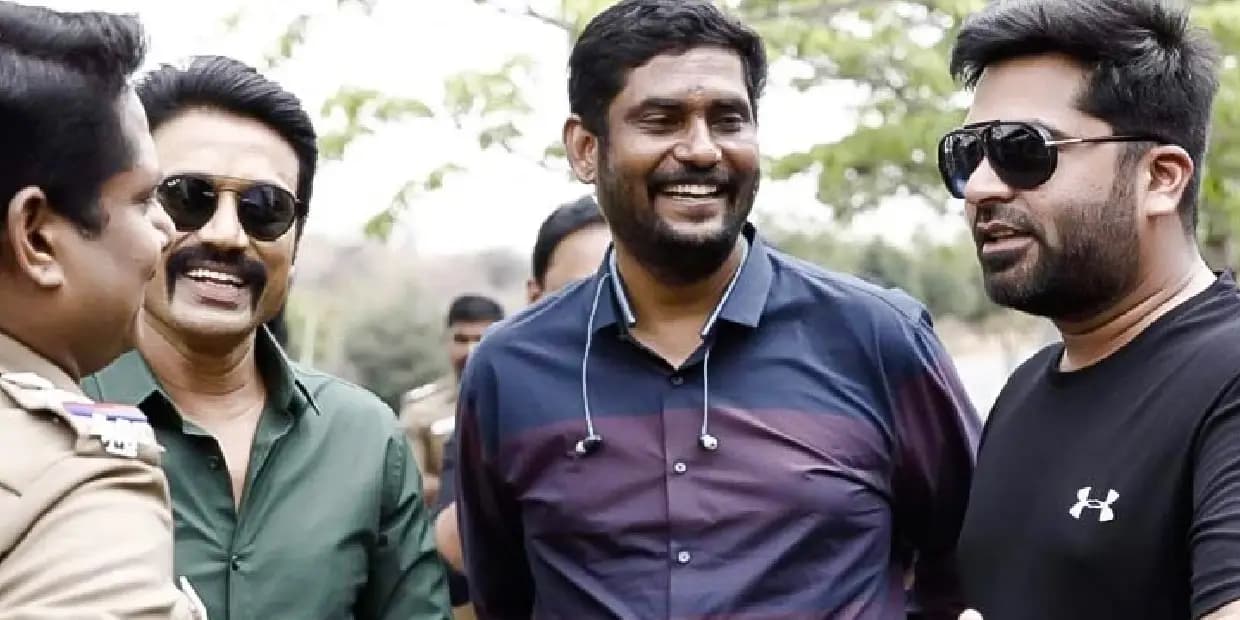 எதிர்பார்த்த இரண்டு படங்களை அடுத்து அடுத்து ரிலீஸ் செய்யப் போகும் சுரேஷ்காமாட்சி.. மாநாட்டுக்கு பின் நிரம்பும் கல்லா