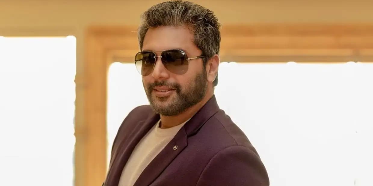 எதுவுமே செட்டாகலன்னு வில்லன் அவதாரம் எடுக்கும் நடிகர்.. ஜெயம் ரவிக்கு எதிரியாய் உருவான குழந்தை ஹீரோ