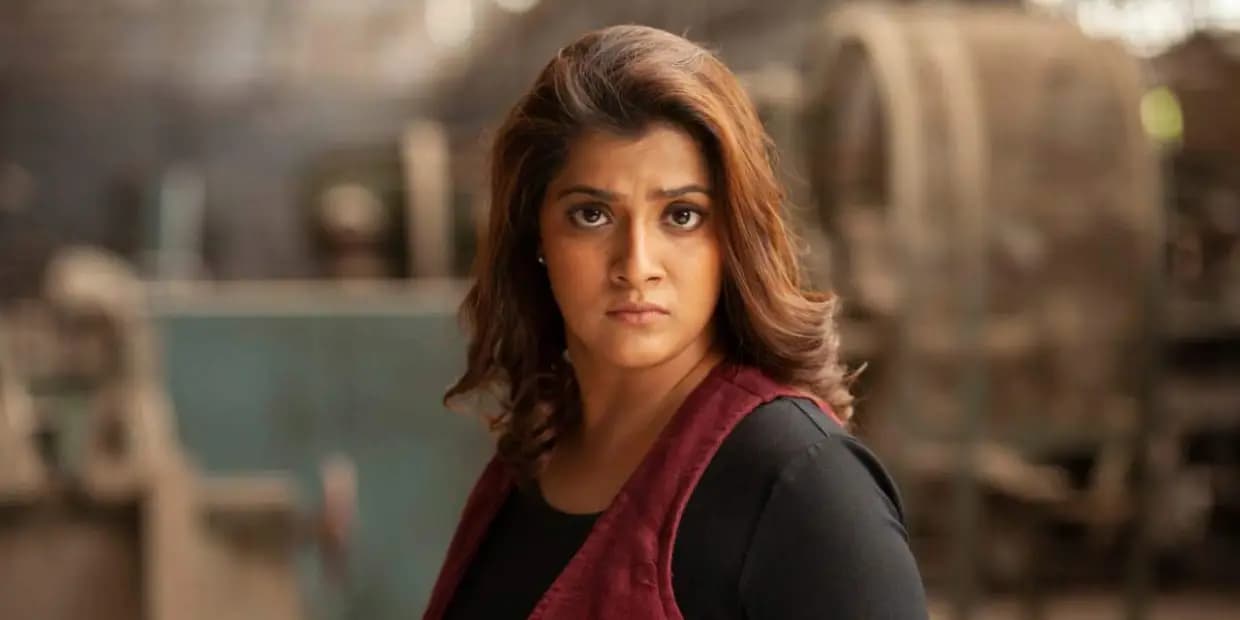 Varalakshmi: நாங்க டெய்லி உழைச்சா தான் சம்பளம் ஆக்ரோஷமான வரலட்சுமி.. அவரை கல்யாணம் பண்ண இதுதான் காரணமா?