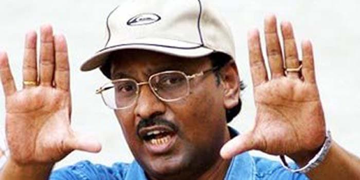 நடிகையை அடிக்க போன பாக்யராஜ்.. படப்பிடிப்பில் இருந்து தலைதெறிக்க ஓடிய நடிகை!
