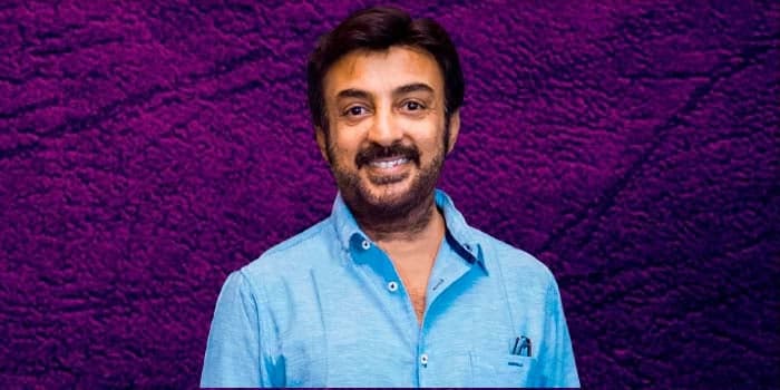 ஒரே வருடத்தில் அதிக படங்கள் வெளியிட்ட 5 ஹீரோக்கள்.. உச்ச நடிகர்களை மிரள செய்த விஜயகாந்த், மோகன்