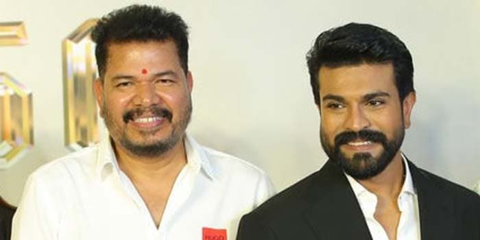 ராம் சரணுக்கு 2 கதாநாயகிகளை ஜோடியாக்கும் ஷங்கர்.. ஃப்ளாஷ்பேக் இவங்க தான் கரெக்ட்