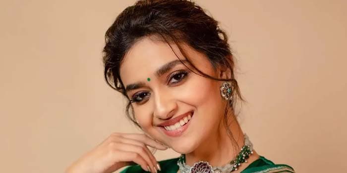 கீர்த்தி சுரேஷ் விரிக்கும் வலை.. சிக்கப் போகும் 3 பிரபலங்கள்!
