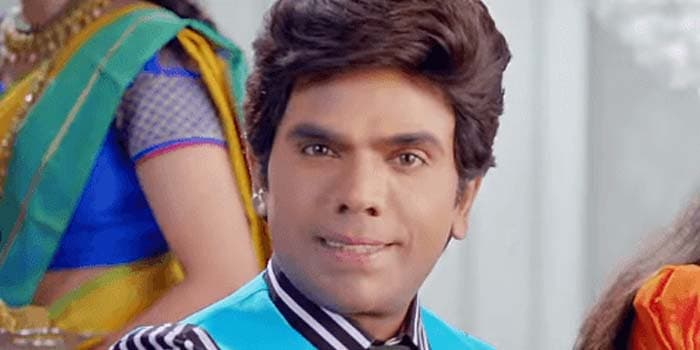 பெரிய தயாரிப்பாளருக்கு கொக்கி போட்ட அண்ணாச்சி.. தி லெஜன்ட் படத்தின் தற்போதைய நிலைமை
