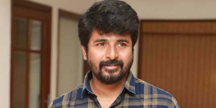 வெற்றிக்கு வாழ்த்து கூட சொல்ல மாட்டாங்க.. டான் சக்சஸ் மீட்டிங்கில் கண்ணீர் விட்ட சிவகார்த்திகேயன்