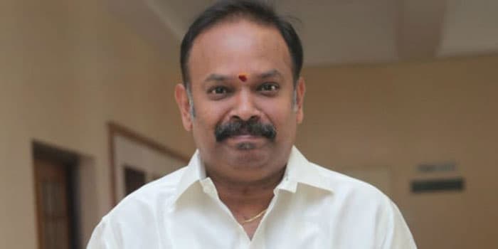 பிள்ளையார் பிடிக்கப் போய் குரங்காய் மாறிய பரிதாபம்.. அப்பா மீது உச்சக்கட்ட கடுப்பில் வெங்கட் பிரபு