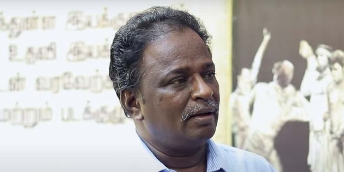 ஓடிடியில் கூட இவங்க படம் ஓடல.. டாப் ஹீரோக்களை லிஸ்ட் போட்டு கலாய்த்த ப்ளூ சட்டை மாறன்