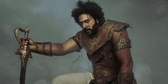 பொன்னியின் செல்வன் போஸ்டரில் ஏற்பட்ட குழப்பம்.. அவமானத்தை நாசுக்காக திருத்திய ஜெயம்ரவி