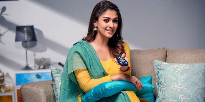 80-களில் இருந்து இன்று வரை சினிமாவை ஆட்டிப் படைத்த 6 நடிகைகள்.. நயன்தாராவுக்கு முன்னாடி இவங்க தான் டாப்பு