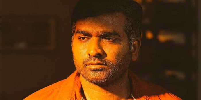 அலைகழிக்கவிட்டு காரியத்தை சாதித்த விஜய்சேதுபதி.. சம்பளத்தை வாரி இறைக்கும் தயாரிப்பாளர்கள்