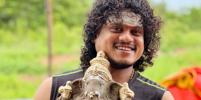 காதல் மனைவியை கரம் பிடித்த விஜய் டிவி புகழ்.. காட்டுத் தீயாய் பரவும் திருமண புகைப்படங்கள்