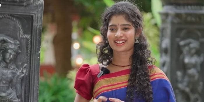 கேரள புடவையில் சுண்டி இழுக்கும் பிக்பாஸ் ஜனனியின் புகைப்படங்கள்.. மழலைப் பேச்சால் மயக்கும் 21 வயது அழகி!