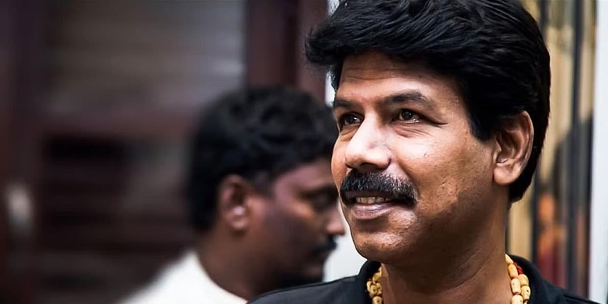 அடுத்தவன் காசுனா மட்டும் அள்ளிக் கொடுக்கிறது.. இப்போ தானே தெரியுது பாலாவின் சுயரூபம்