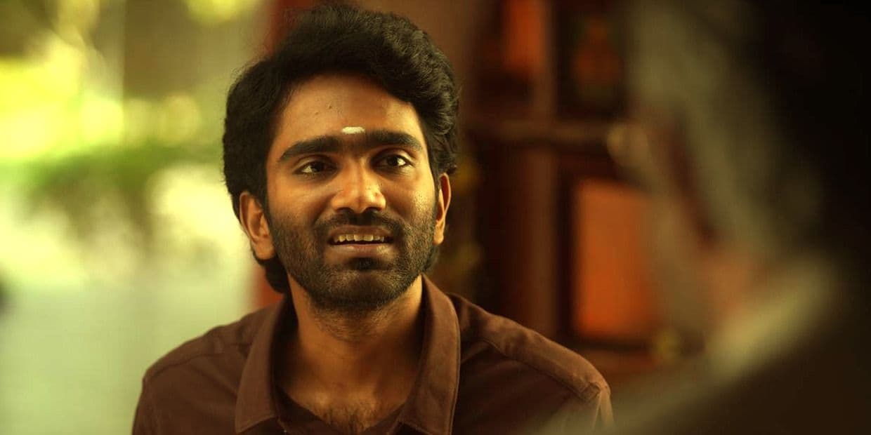 நடிகைகளை கேவலமாக விமர்சித்த பிரதீப்.. வாய்ப்பு தராததால் வம்புக்கு இழுக்கும் கோமாளி பட ஹீரோயின்.!