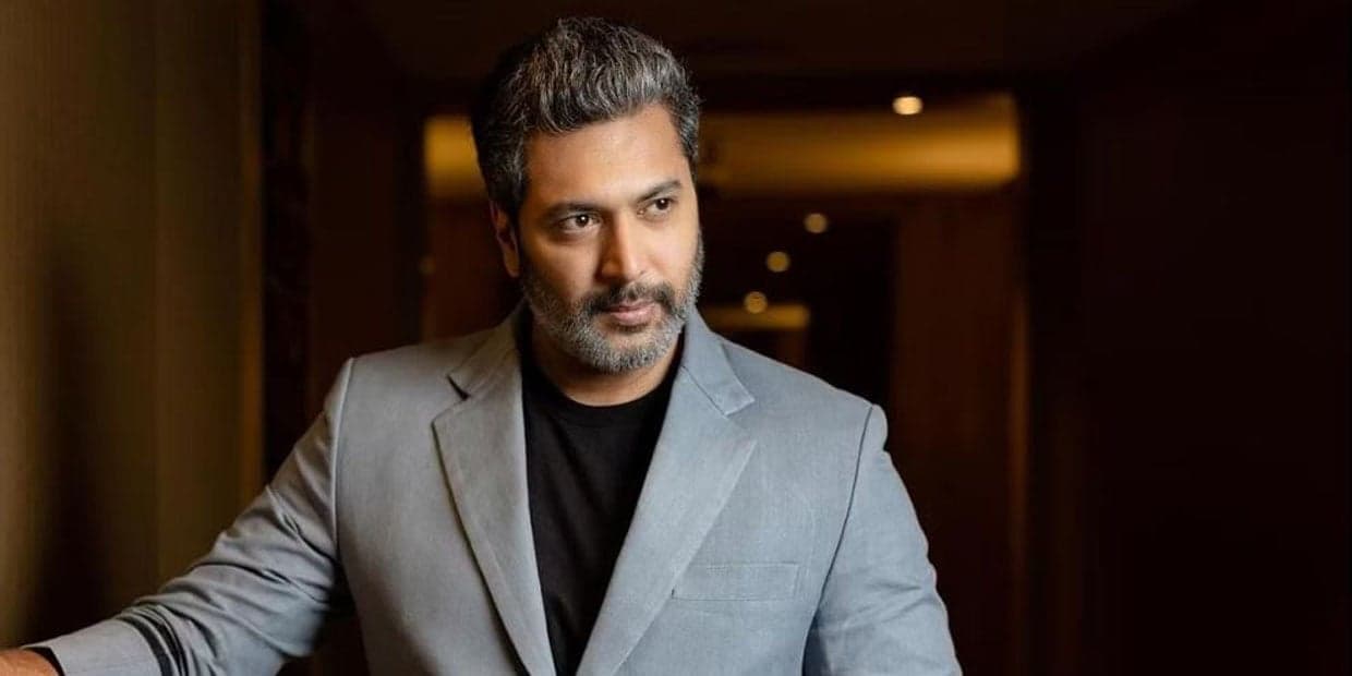 என் வாழ்க்கையிலே உருப்படியான படம் இதுதான்.. பிரம்மாண்ட தயாரிப்பு நிறுவனத்துடன் ஜெயம் ரவி போட்ட பூஜை
